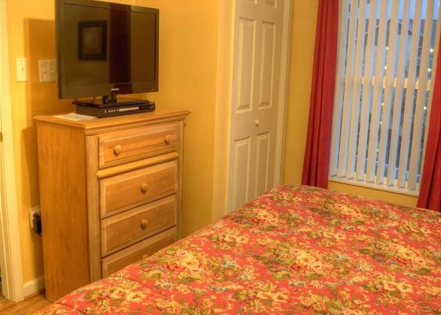 Whispering Pines 141 Pigeon Forge TN Downtown City View Condo