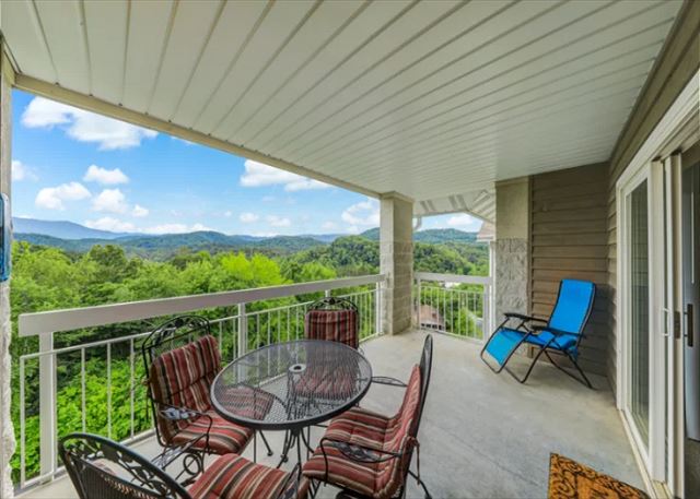 Whispering Pines All About the View Condo 453 Downtown Pigeon Forge Sleeps 4