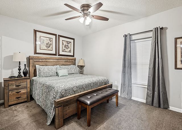 Whispering Pines 4 Bedroom Condo in Pigeon Forge Condo 544