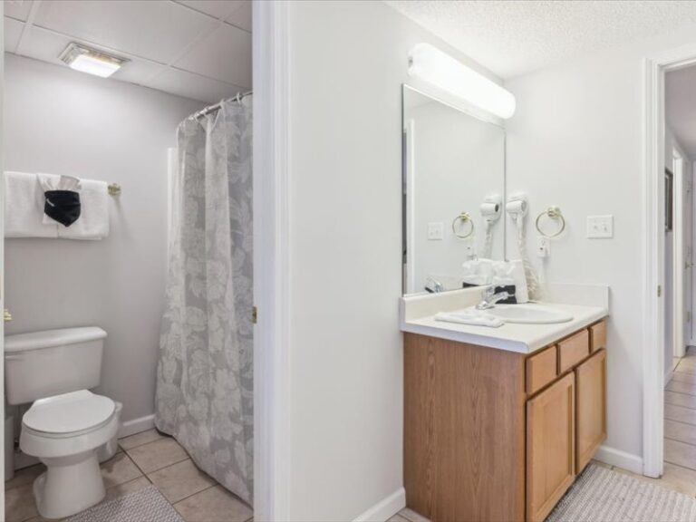 Whispering Pines Condo 621 Three Bedroom Rental in Downtown Pigeon Forge