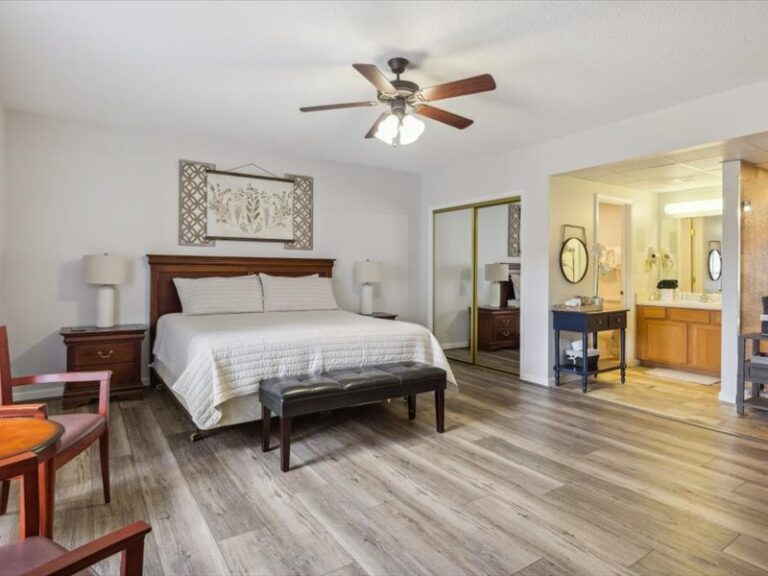 Whispering Pines Condo 621 Three Bedroom Rental in Downtown Pigeon Forge