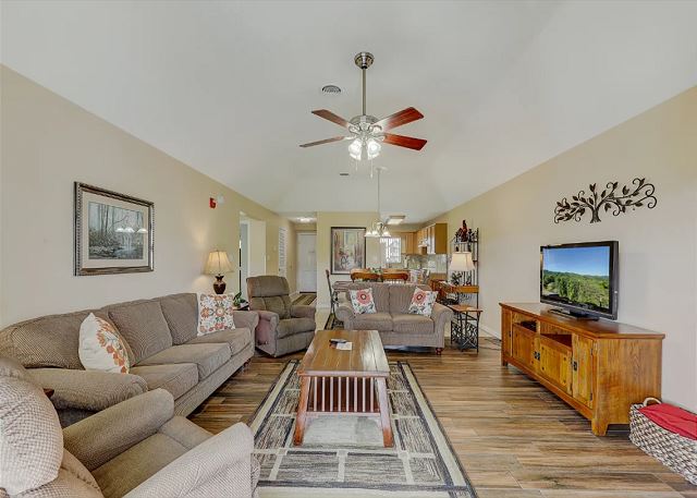 Whispering Pines Majestic View Condo 653 Two Bedroom Rental in Smoky Mountains