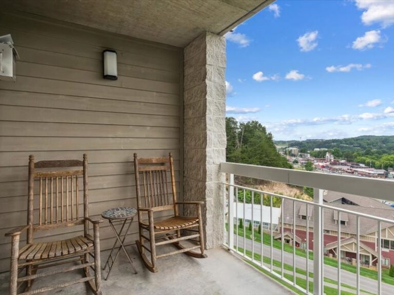 Whispering Pines 231 Old Mill Overlook Pigeon Forge 1 Bedroom Condo