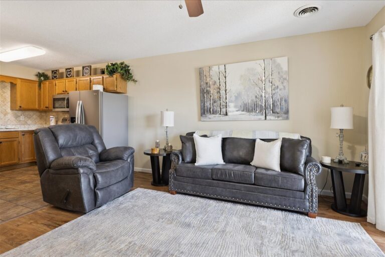 Whispering Pines 141 Pigeon Forge TN Downtown City View Condo