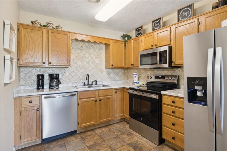 Whispering Pines 141 Pigeon Forge TN Downtown City View Condo