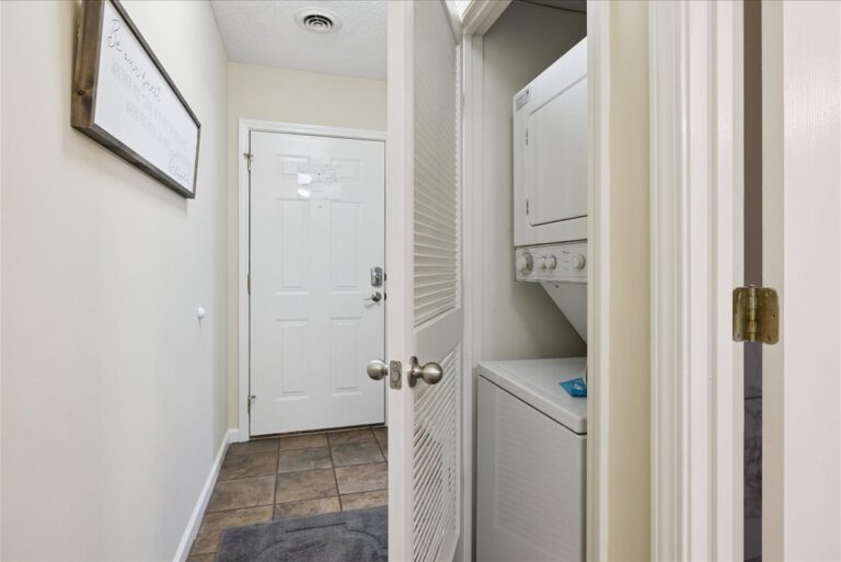 Whispering Pines 141 Pigeon Forge TN Downtown City View Condo