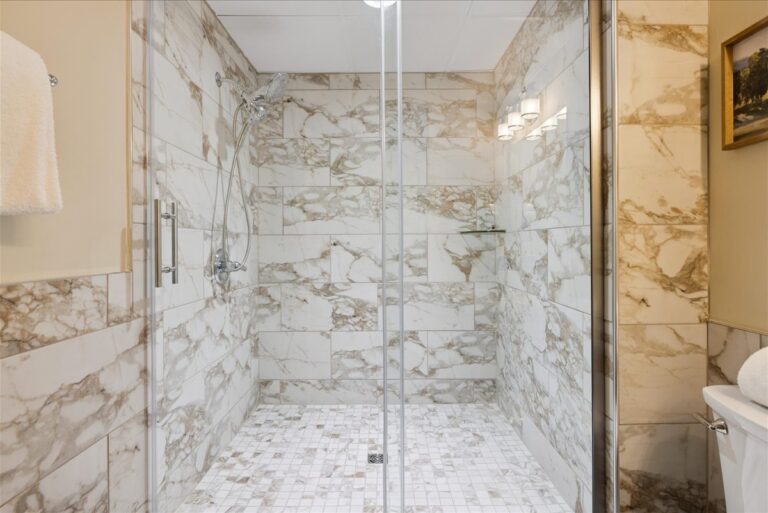 Whispering Pines 141 Pigeon Forge TN Downtown City View Condo