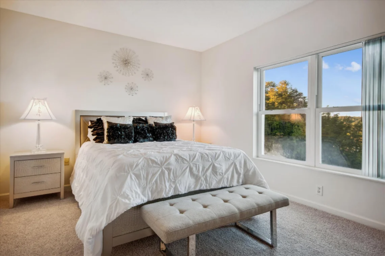 Whispering Pines Condo 124 Near Smokies and Dollywood, Pigeon Forge Vacation Rental