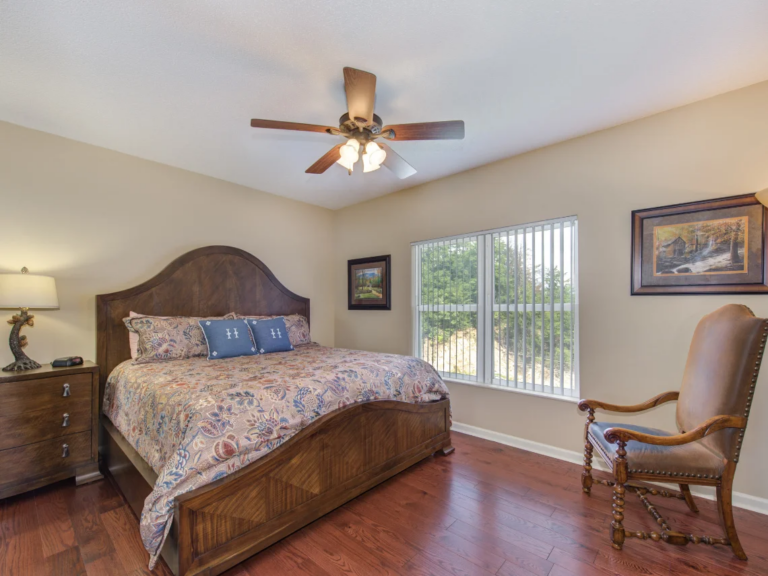 Whispering Pines Condo 113 Vacation Rental Pigeon Forge Near Dollywood