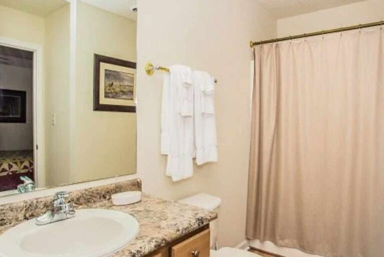 Whispering Pines Smokin' Views Condo 651 Pigeon Forge