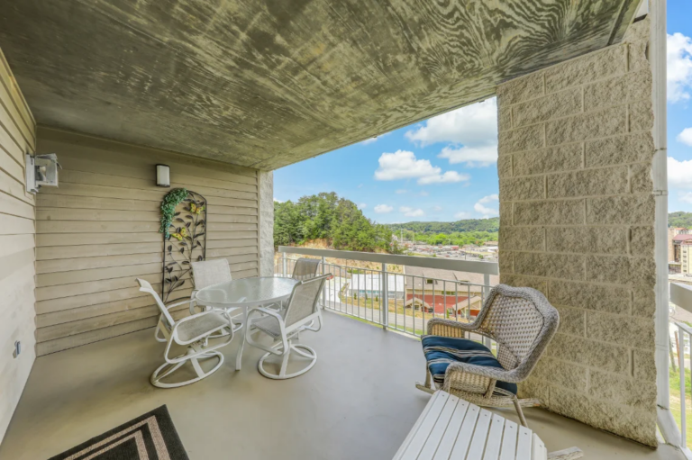 Whispering Pines Condo 213