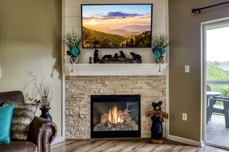 Whispering Pines Splendor at the Pines Condo 443 Pigeon Forge, Downtown, Near Dollywood, Smoky Mountains