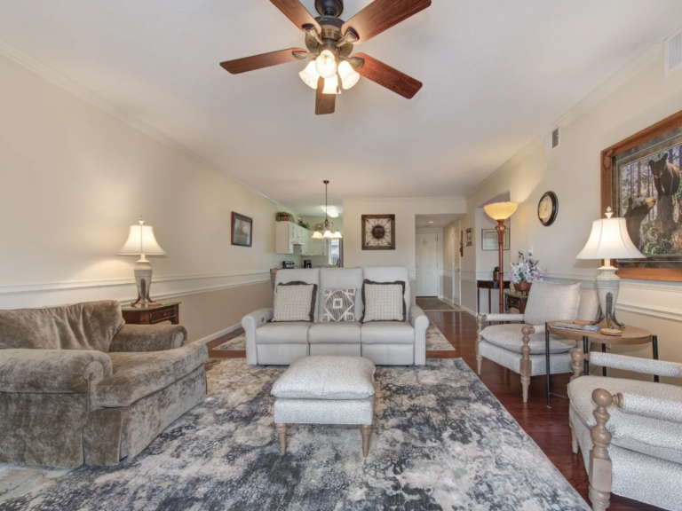 Whispering Pines Condo 113 Vacation Rental Pigeon Forge Near Dollywood