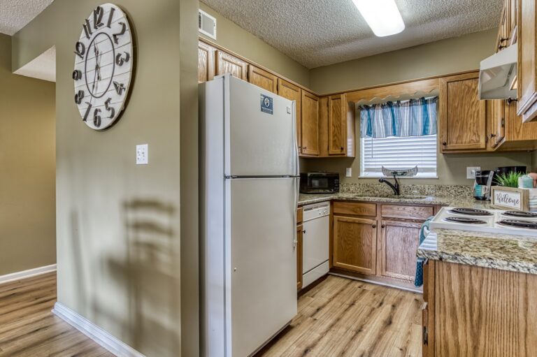 Whispering Pines Splendor at the Pines Condo 443 Pigeon Forge, Downtown, Near Dollywood, Smoky Mountains