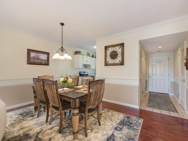 Whispering Pines Condo 113 Vacation Rental Pigeon Forge Near Dollywood