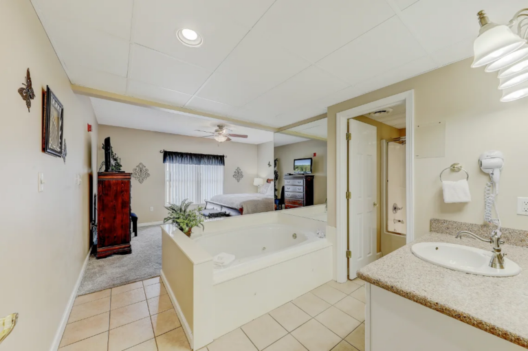 Whispering Pines Condo 213