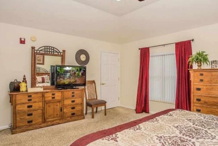 Whispering Pines Smokin' Views Condo 651 Pigeon Forge