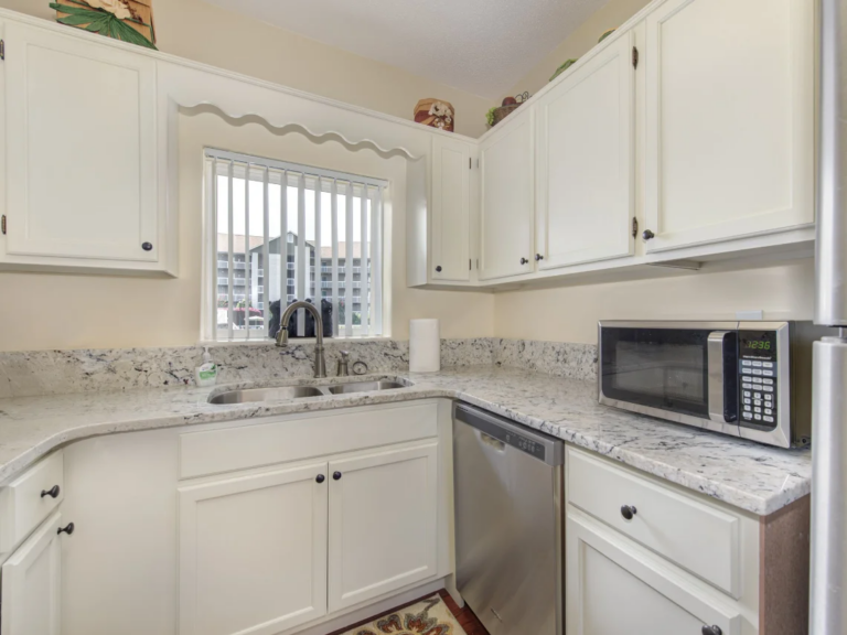 Whispering Pines Condo 113 Vacation Rental Pigeon Forge Near Dollywood